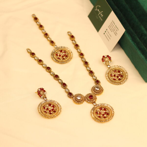 Charlotte Regal Set - Antique